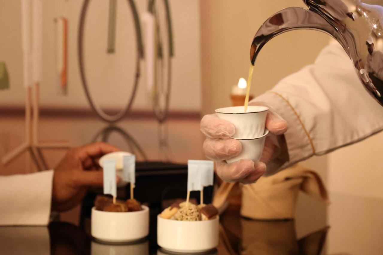 Safir Fintas Hotel Kuwait Kuwait City Exterior photo A coffee being prepared