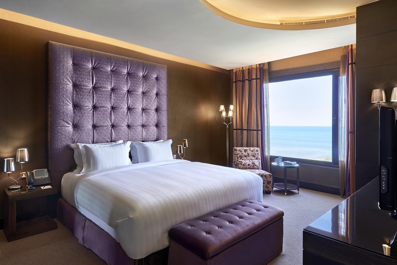 Safir Fintas Hotel Kuwait Kuwait City Exterior photo Deluxe Room