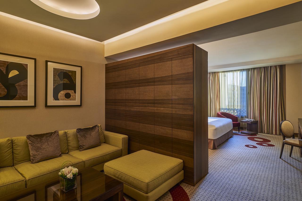 Safir Fintas Hotel Kuwait Kuwait City Exterior photo A suite at the hotel
